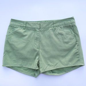 J. Crew Shorts Womens Size 6 Chino Favorite Fit Green cotton